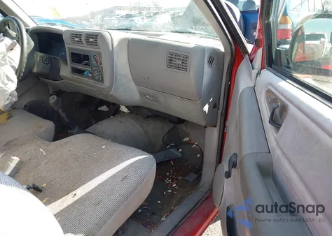 1997 Chevrolet S-10 Fleetside z USA, uszkodzony, nr VIN 1GCCS1448V8152160